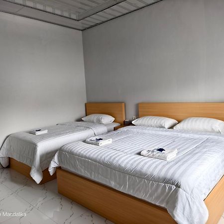 Lombokhouse Mandalika Hotel Kuta  Bagian luar foto