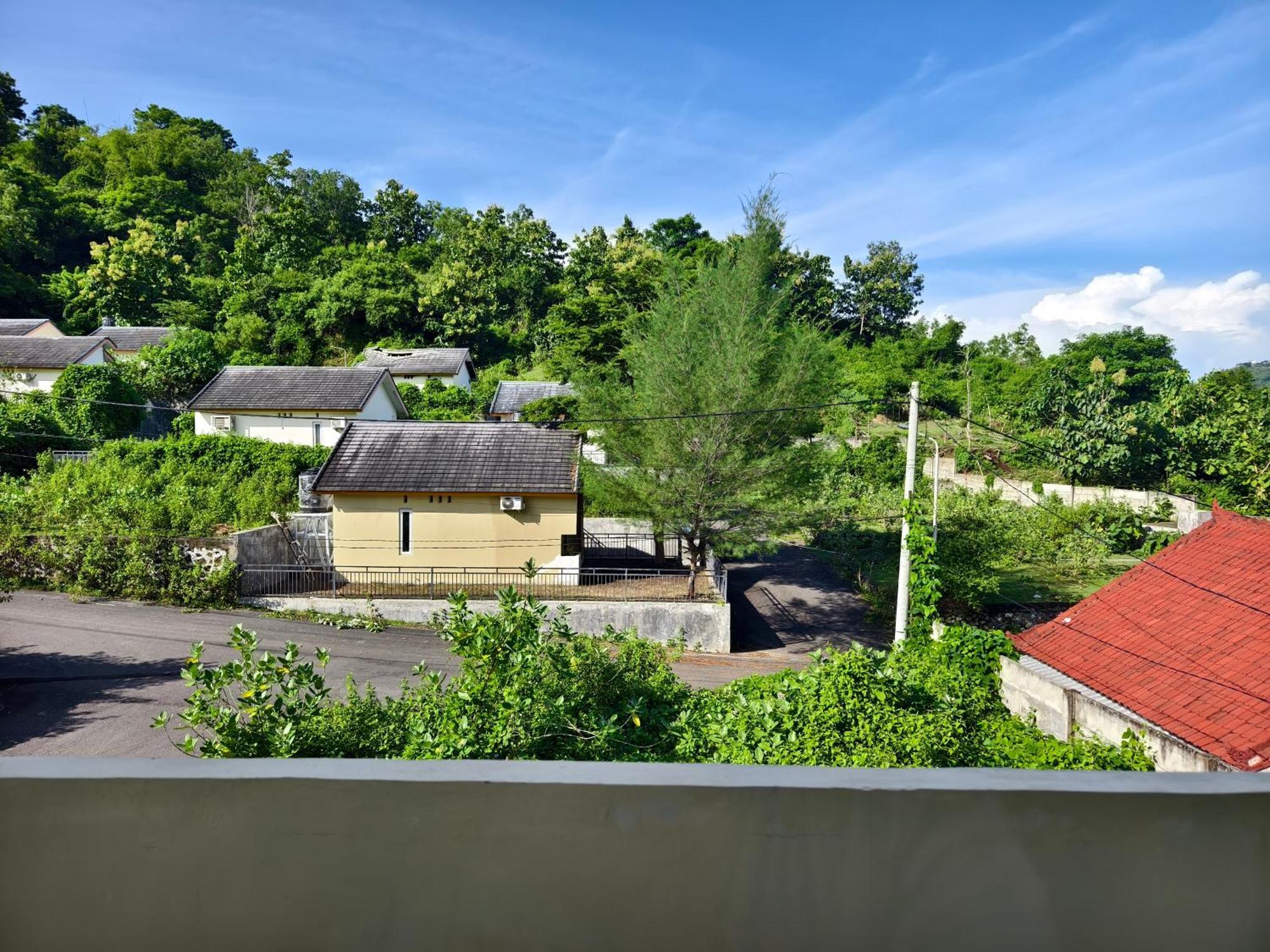 Lombokhouse Mandalika Hotel Kuta  Bagian luar foto